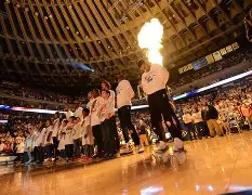 易游电竞入口 -今夜葡超焦点战，金州勇士门线救险，目标明确，数据趋势出现新变化 